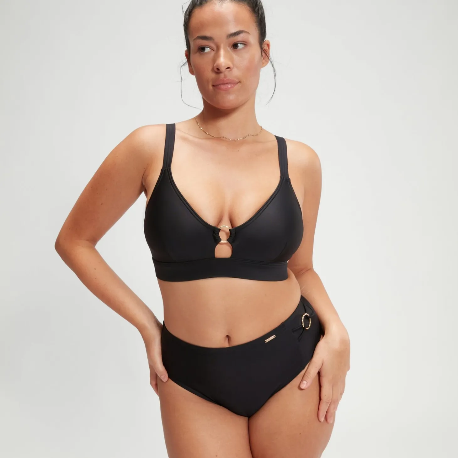 Haut Femme effet galbant Triangle noir