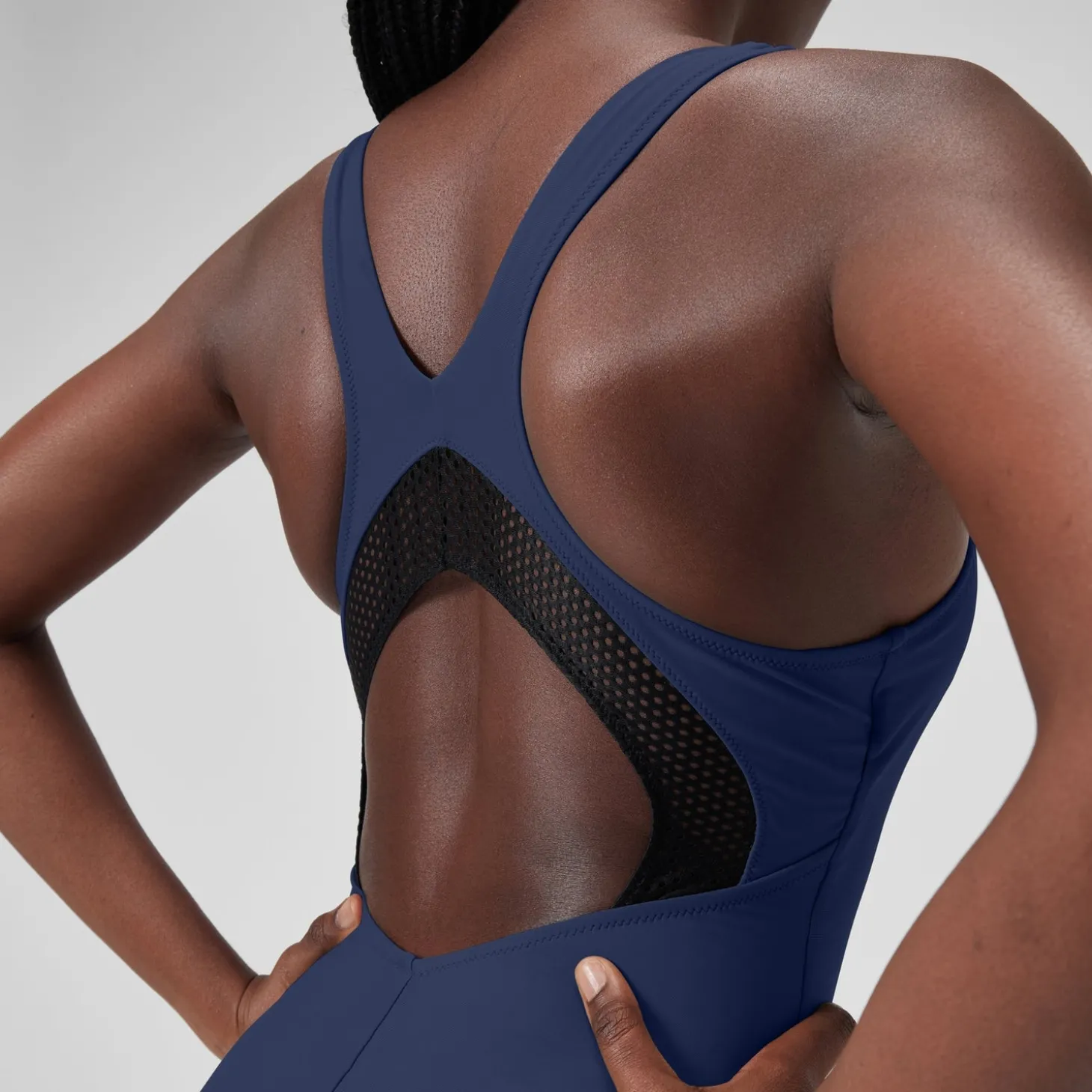 Maillot de bain 1 pièce uni avec maille filet Scoop pour Femmes Bleu céruléen