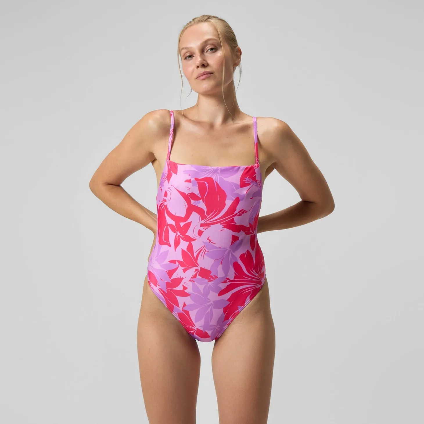 Maillot de bain Femme ajustable à fines bretelles et imprimés rouge