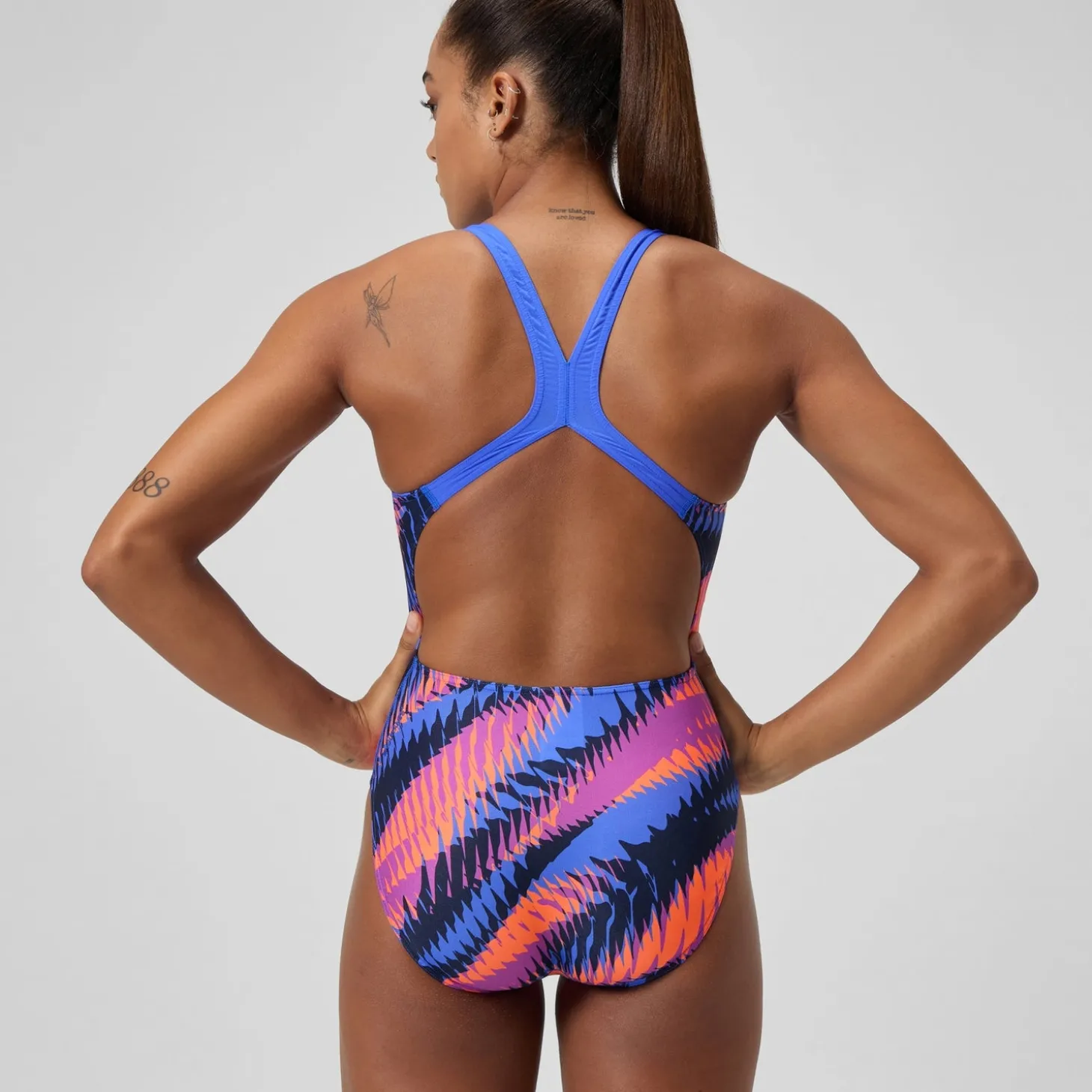 Maillot de bain Femme Club Training Powerback imprimé bleu/rose