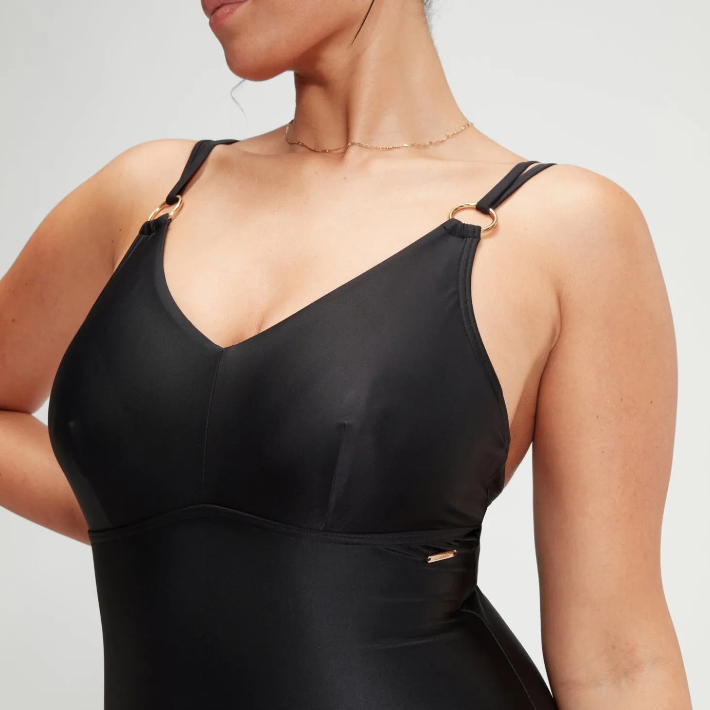 Maillot de bain Femme effet galbant à bretelles noir