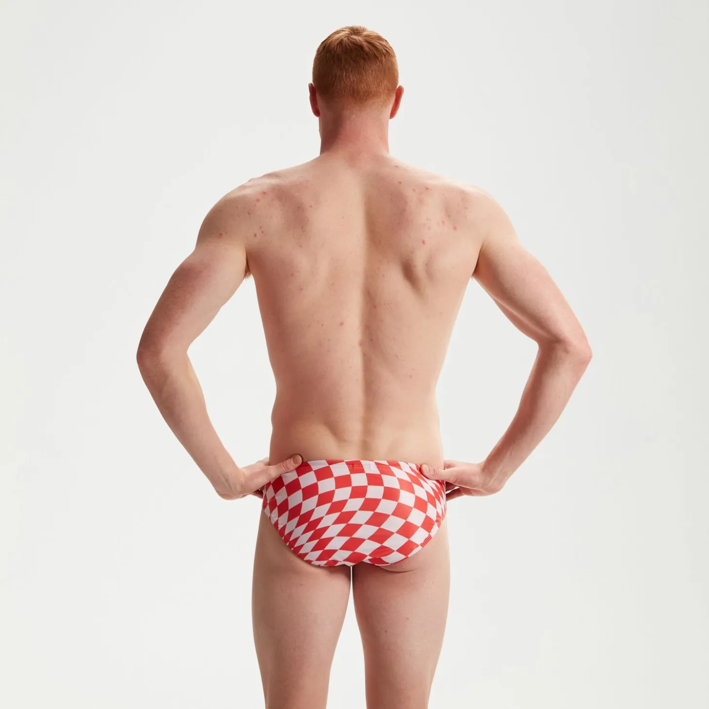 Slip de bain Club Training homme 8 cm Allover Digital Damier Rose/blanc