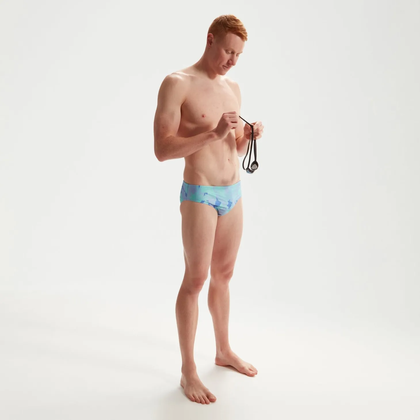Slip de bain Club Training homme 8 cm Allover Digital Bleu