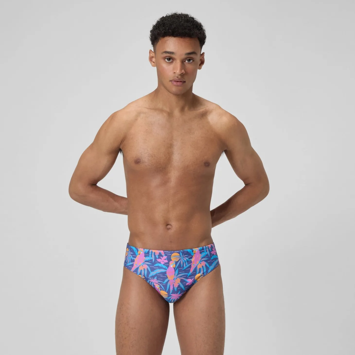 Slip de bain Homme Club Training imprimé 8 cm bleu marine/rose