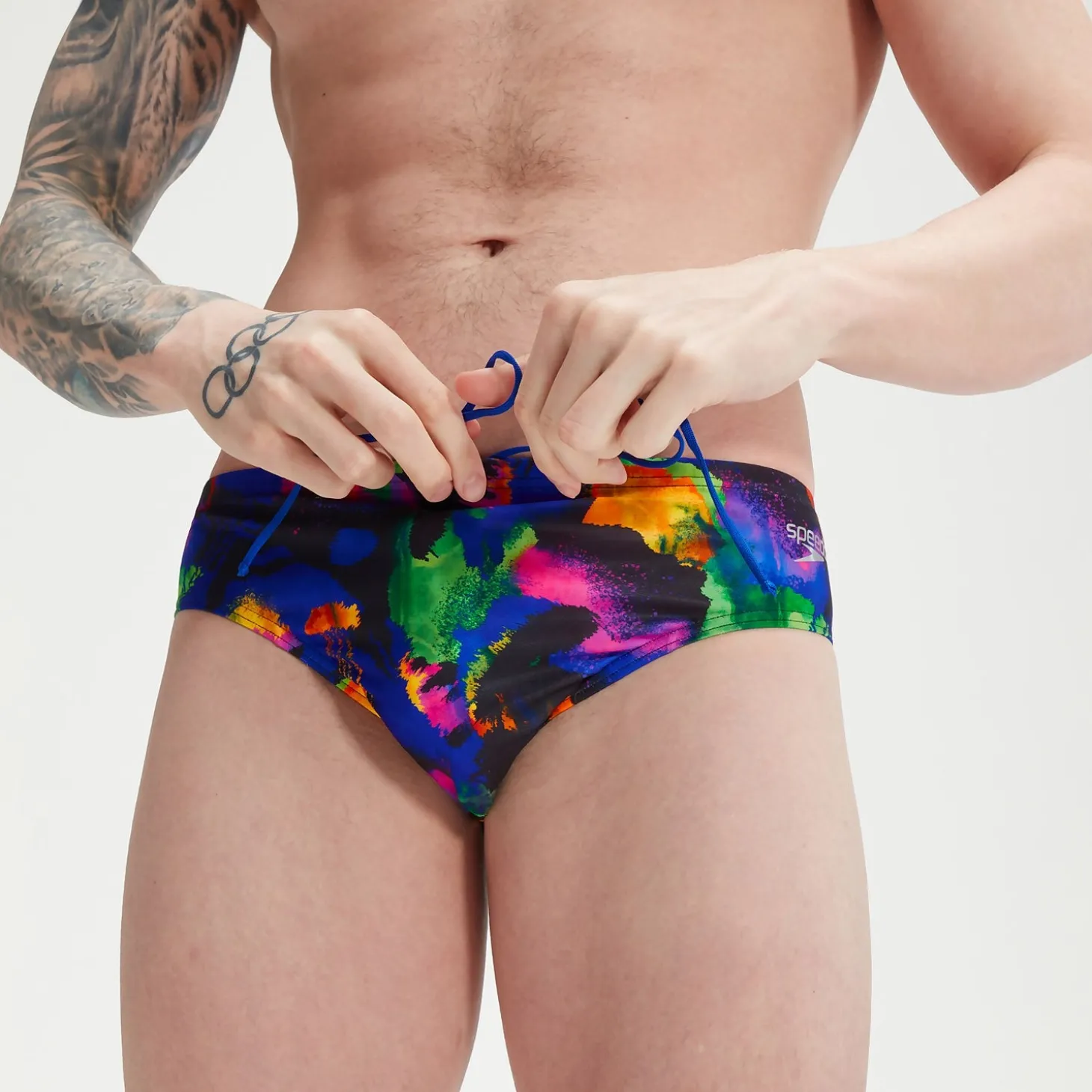 Slip de bain Homme Club Training Allover Digital 8 cm noir/mangue